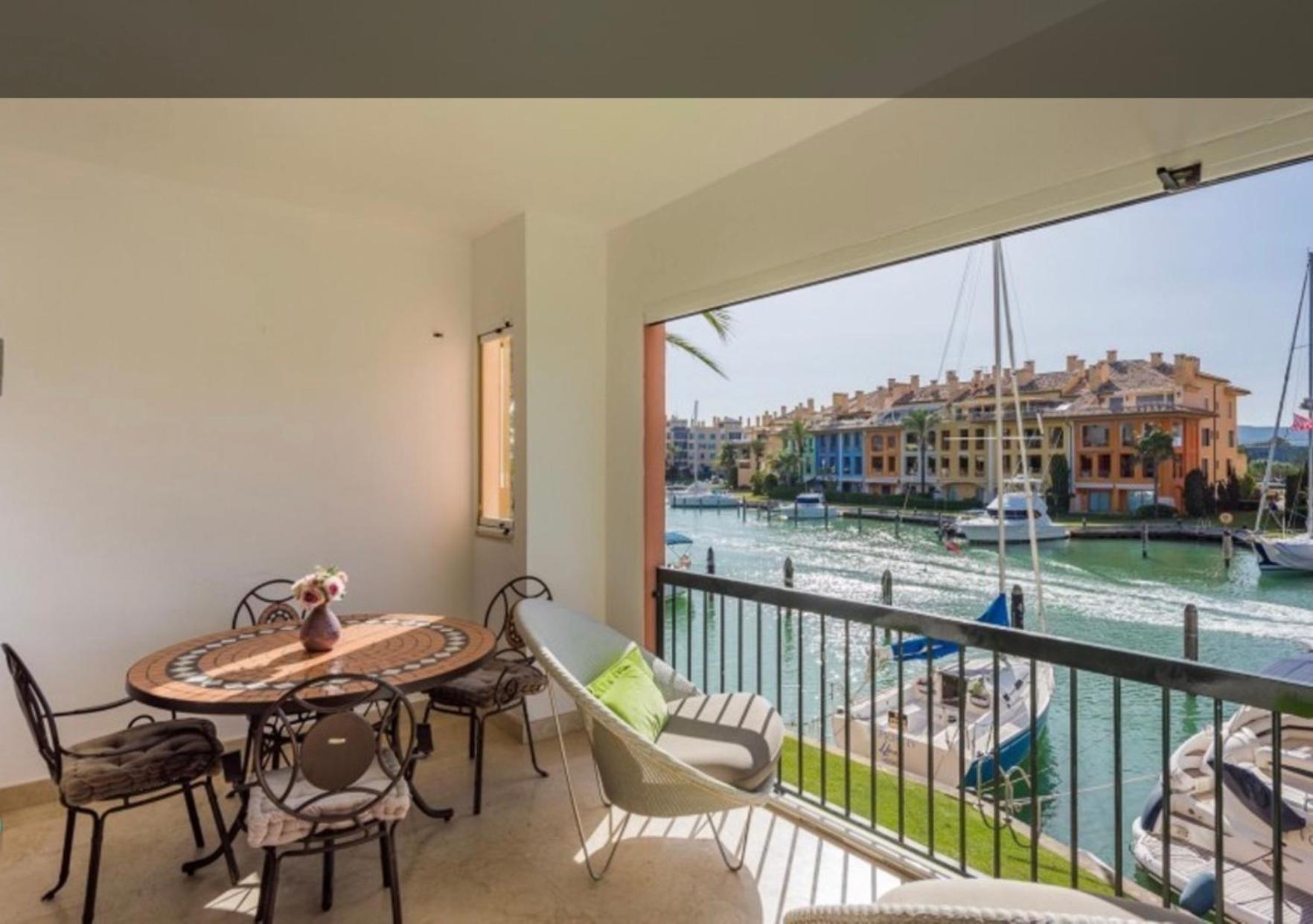 Apartamento Con Piscina ,Playa Con Vistas Panoramicas En La Marina De Sotogrande San Roque  Bagian luar foto