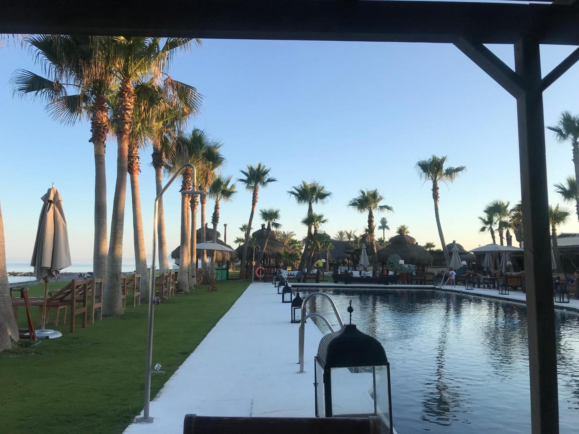 Apartamento Con Piscina ,Playa Con Vistas Panoramicas En La Marina De Sotogrande San Roque  Bagian luar foto